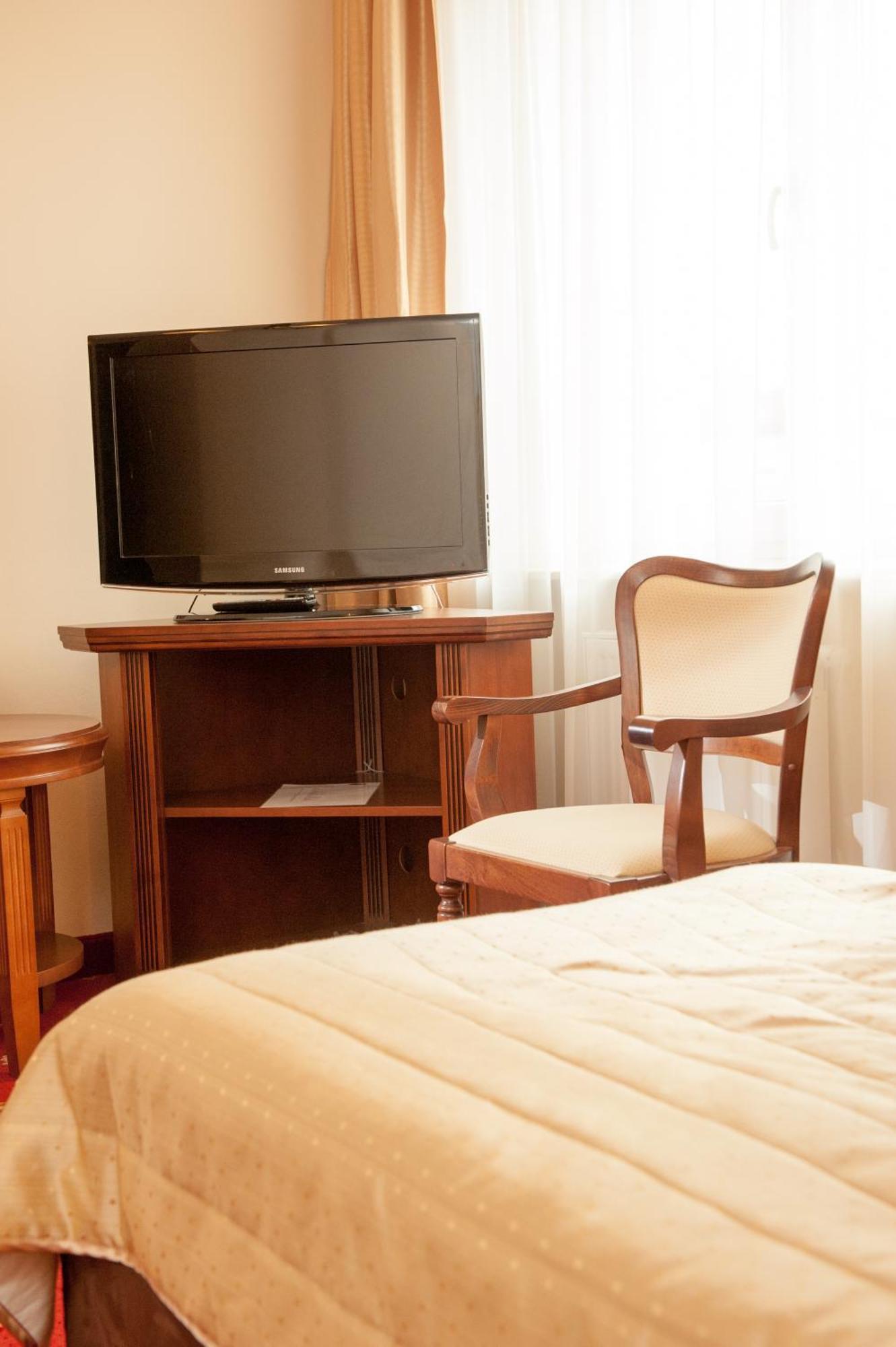 Hotel Arkadia Royal Варшава Экстерьер фото